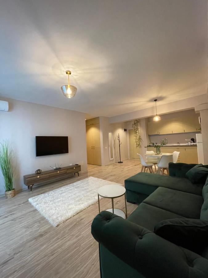 Vega Apartment By Moonlight Mamaia Buitenkant foto